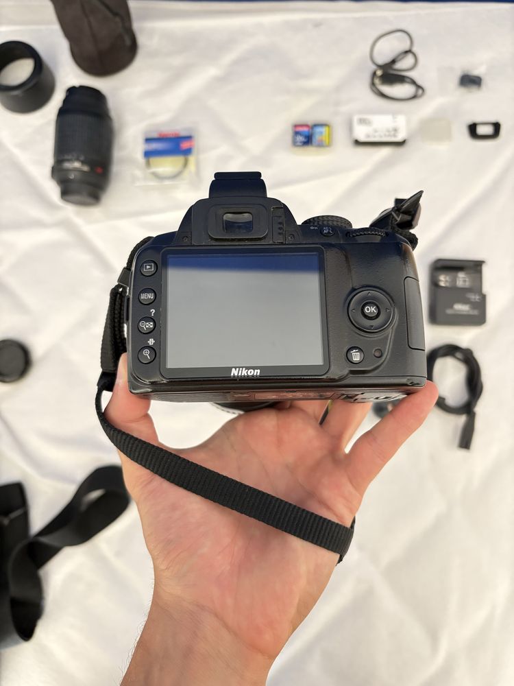 Nikon D3000 usada