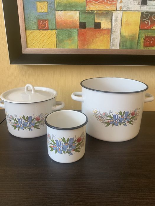 Продам набор кастрюль