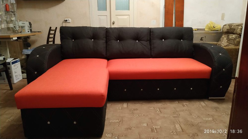 Ремонт, перетяжка м'яких меблів.