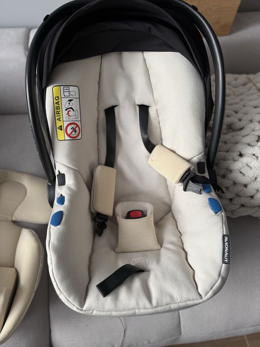 Nosidełko avionaut lekkie beżowe wkładki