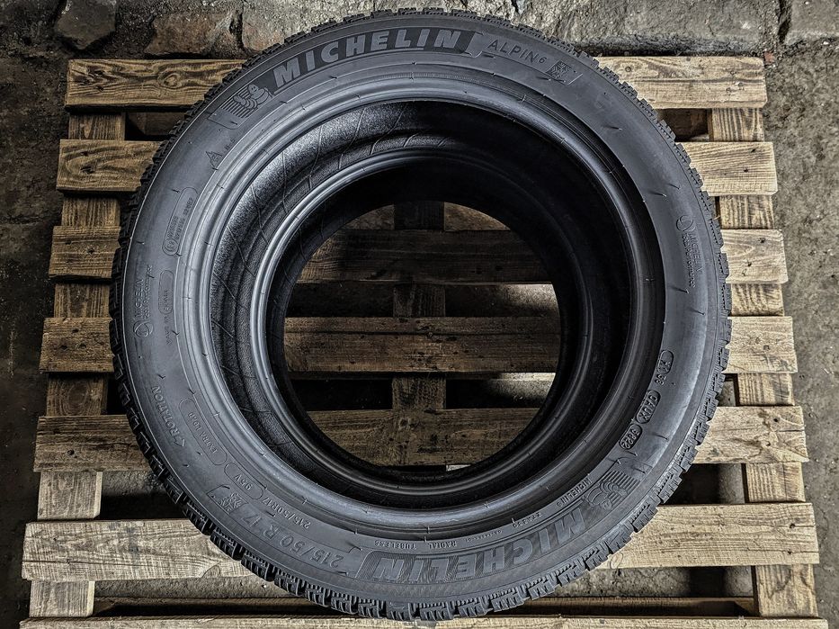 Зимова пара 215/50r17 Michelin | 7mm | 2022 | Spain | Преміум шини