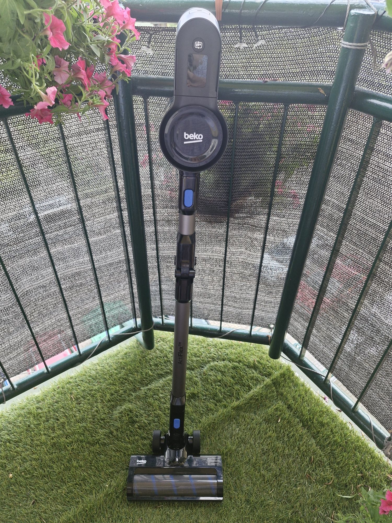 Odkurzacz Beko ErgoCleanPro VRT84225VB 45min Funkcja mycia