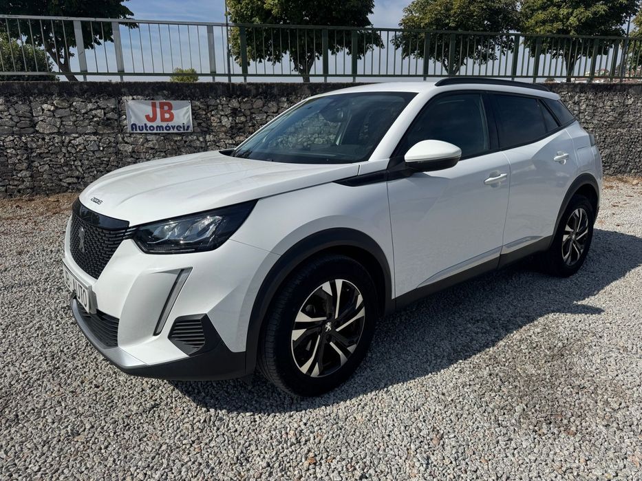 Peugeot 2008 1.2 PureTech Allure