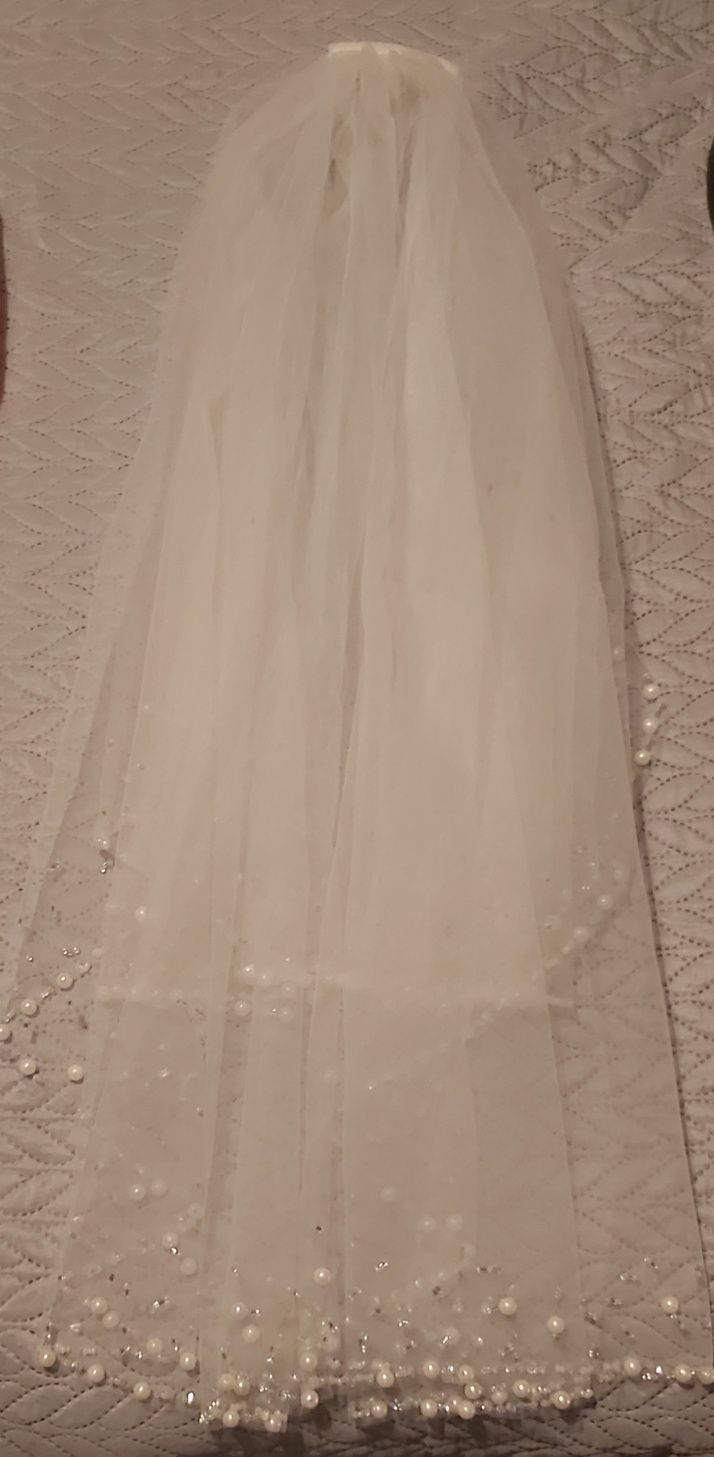 Vestido de Noiva + Véu
Veste M ou 38.