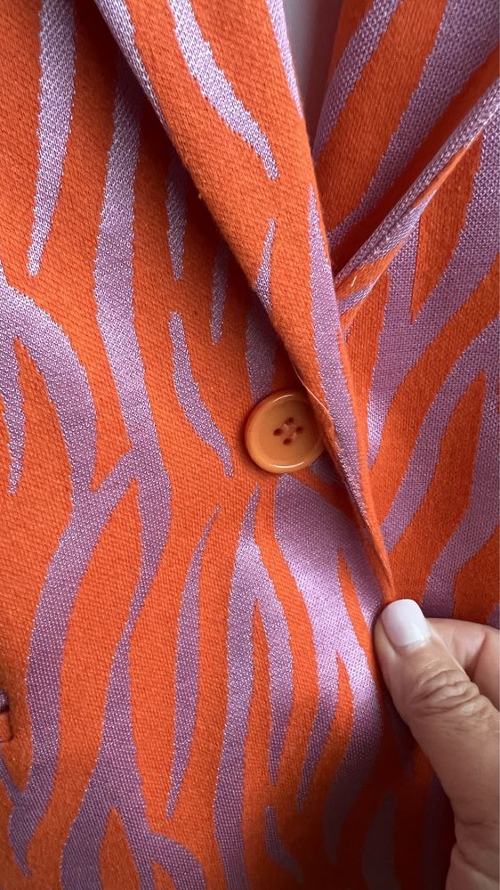 Blazer de verao laranja e lilás tam único