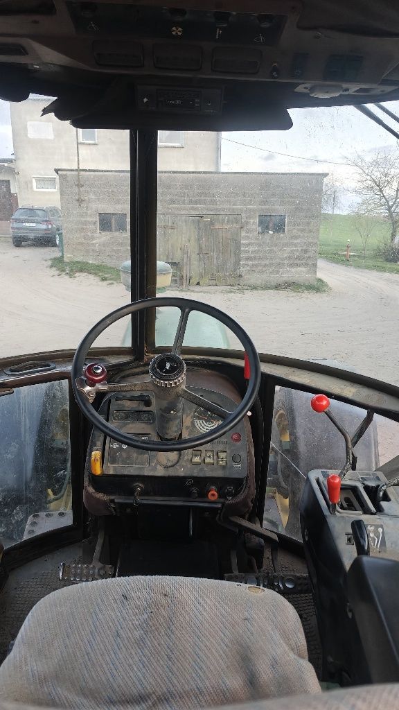 John Deere 2140  82km