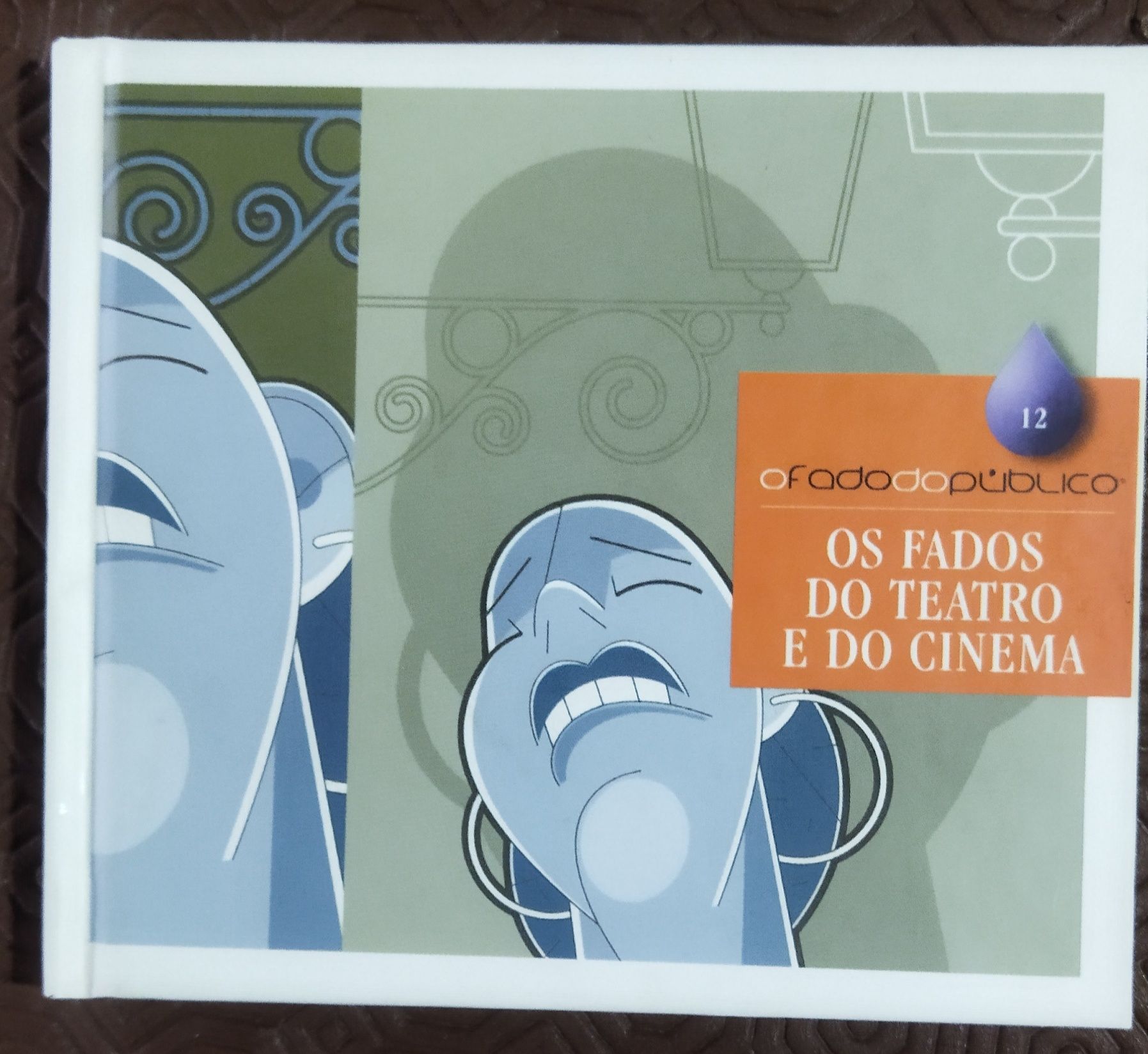 4 CDs FADO com livros ilustrados