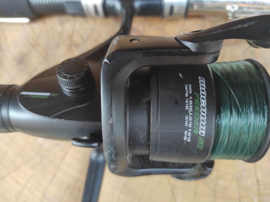 Спінінг самопідсікающий удочка катушка Flagman