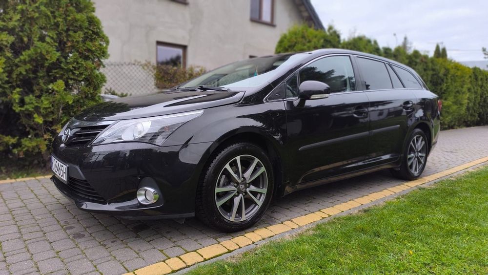 Toyota Avensis LIFT! Niski potwierdzony przebieg!Automat.