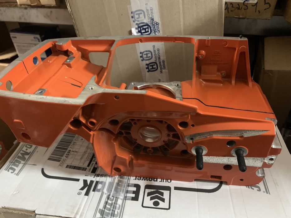 Корпус картера бензореза Husqvarna  K1250 K1260 K3120  5018925-72