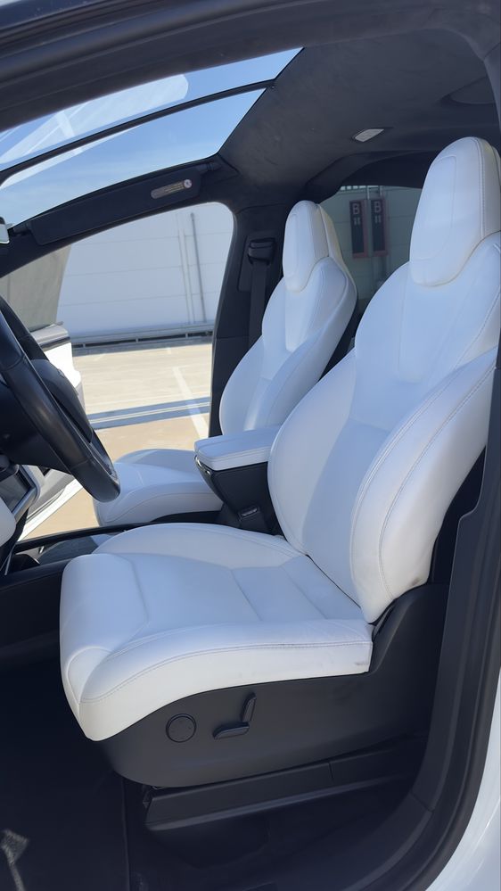 Tesla Model X! 100Kw Long Range Dual Motor!