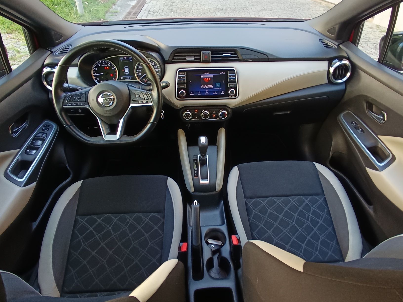 Nissan Micra N-DESIGN Automático