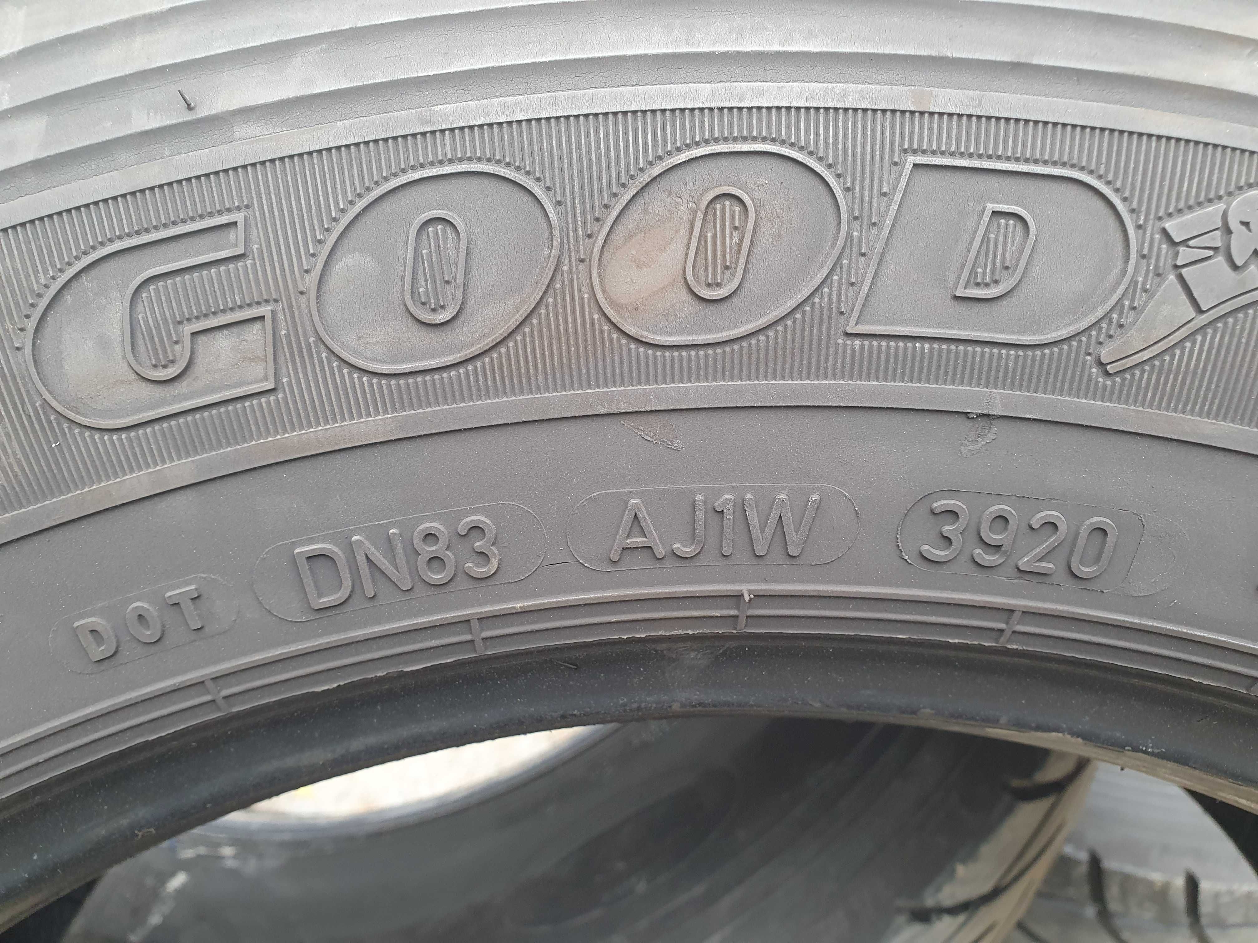 opony goodyear 4 szt. napędy 295/60 R 22,5