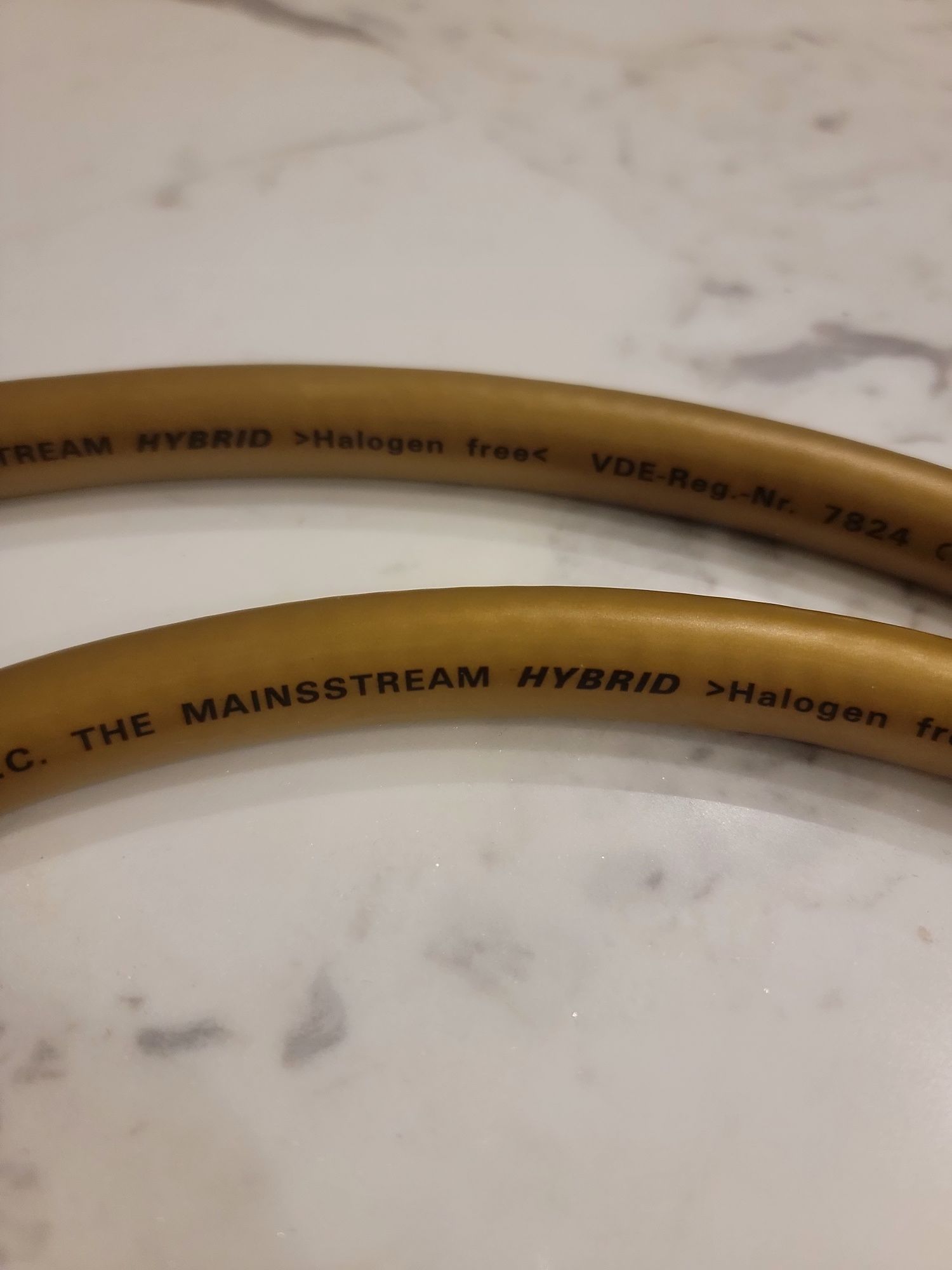 Силовий кабель Van den Hul The Mainsstream (2m)