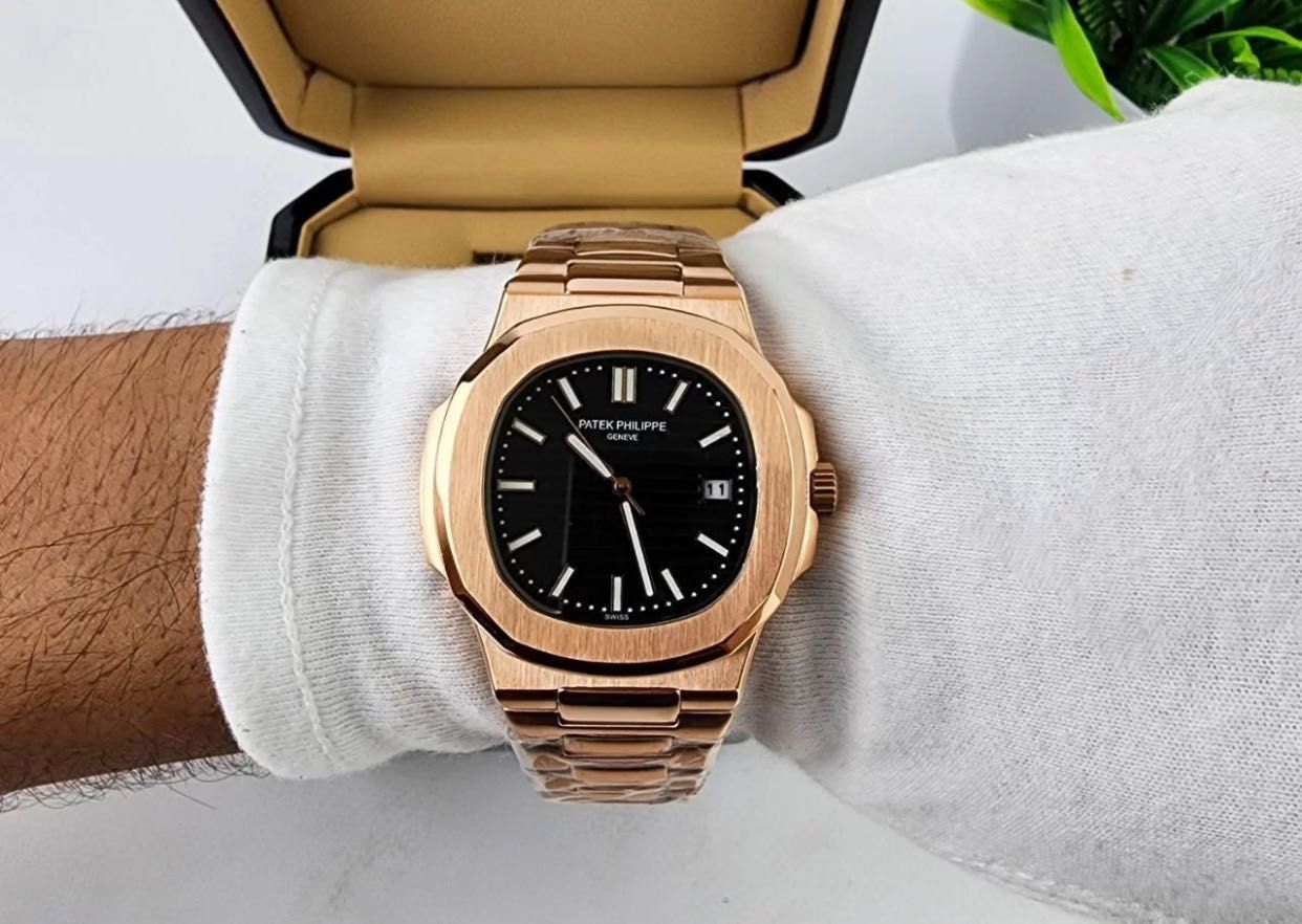 Мужские часы Patek Philippe Nautilus gold