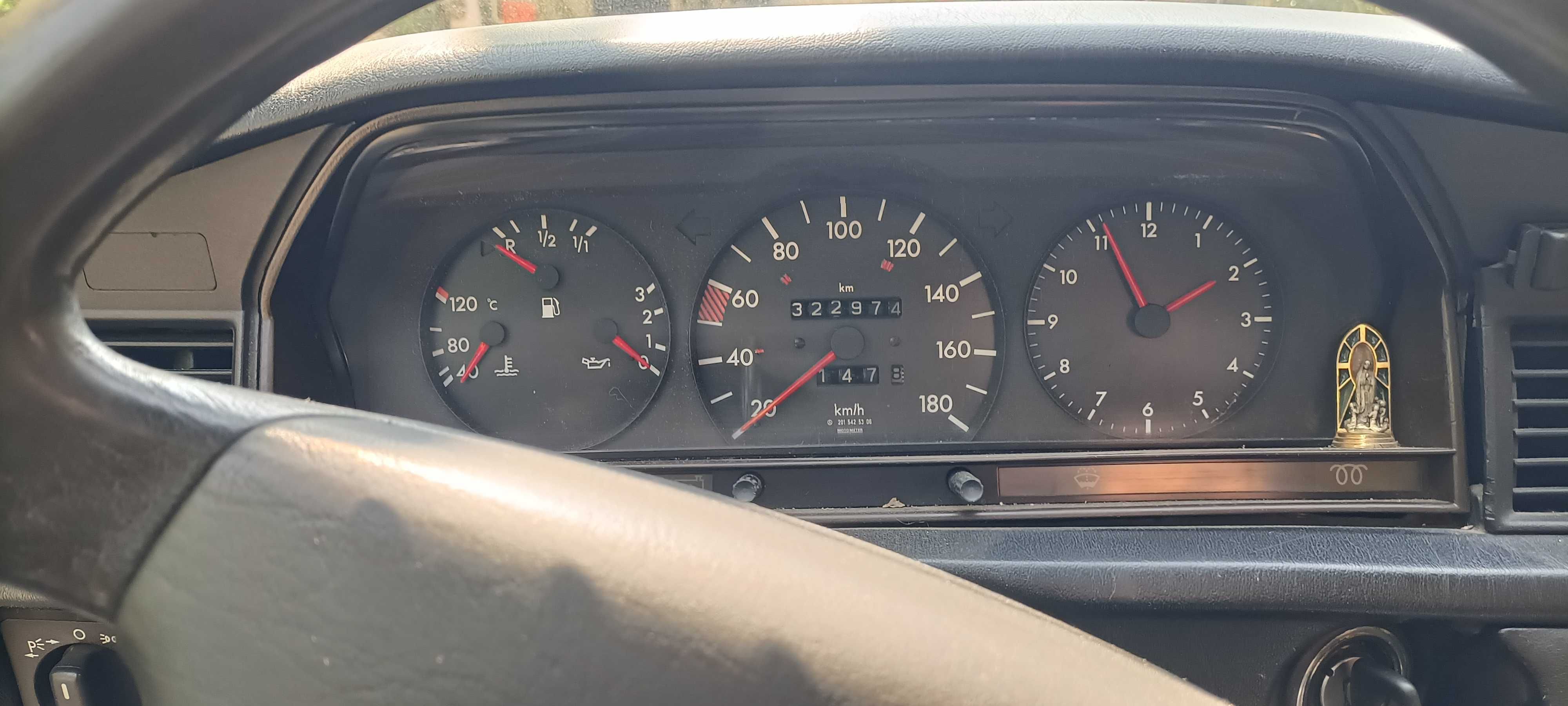 Mercedes Benz 190