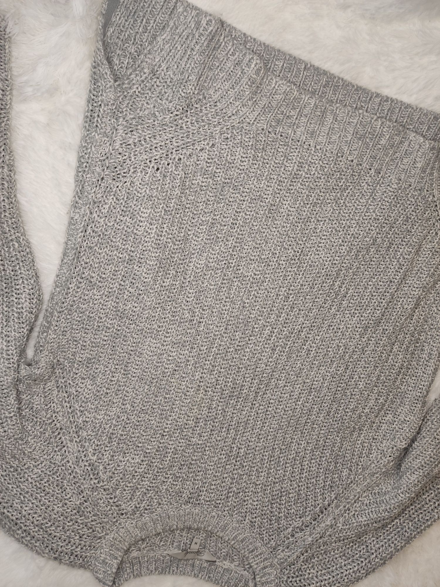 Szary sweter rozmiar m