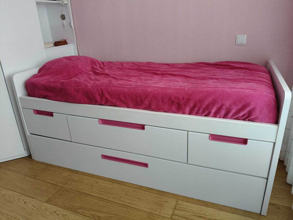 Quarto completo para 2 ou 1 crianças