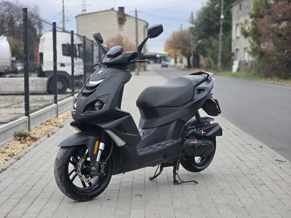 Skuter Peugeot Speedfight SP 4 iV lift 50 4T