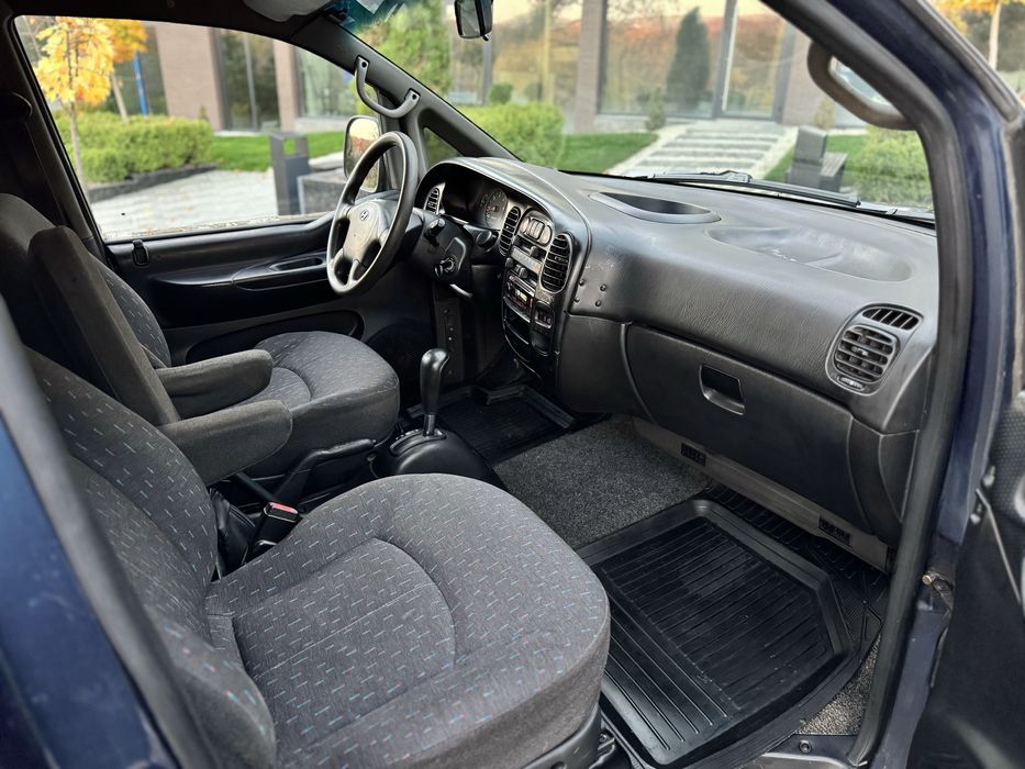 Hyundai H200 2.5 автомат