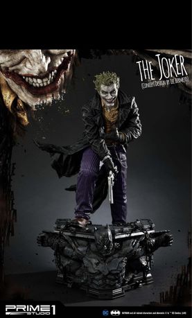 Museum Masterline Batman (Comics) The Joker by Lee Bermejo