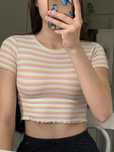 crop top koszulka bluzka obcisła pastelowa w paski pull&bear