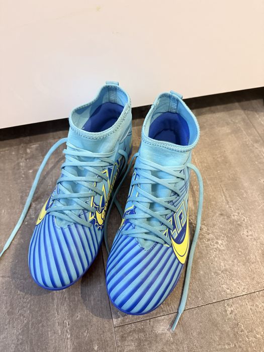 Korki Nike JR. Mercurial Superfly 9 Club KM r.38,5