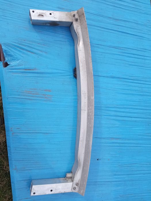 Belka zderzaka tył Audi Q5