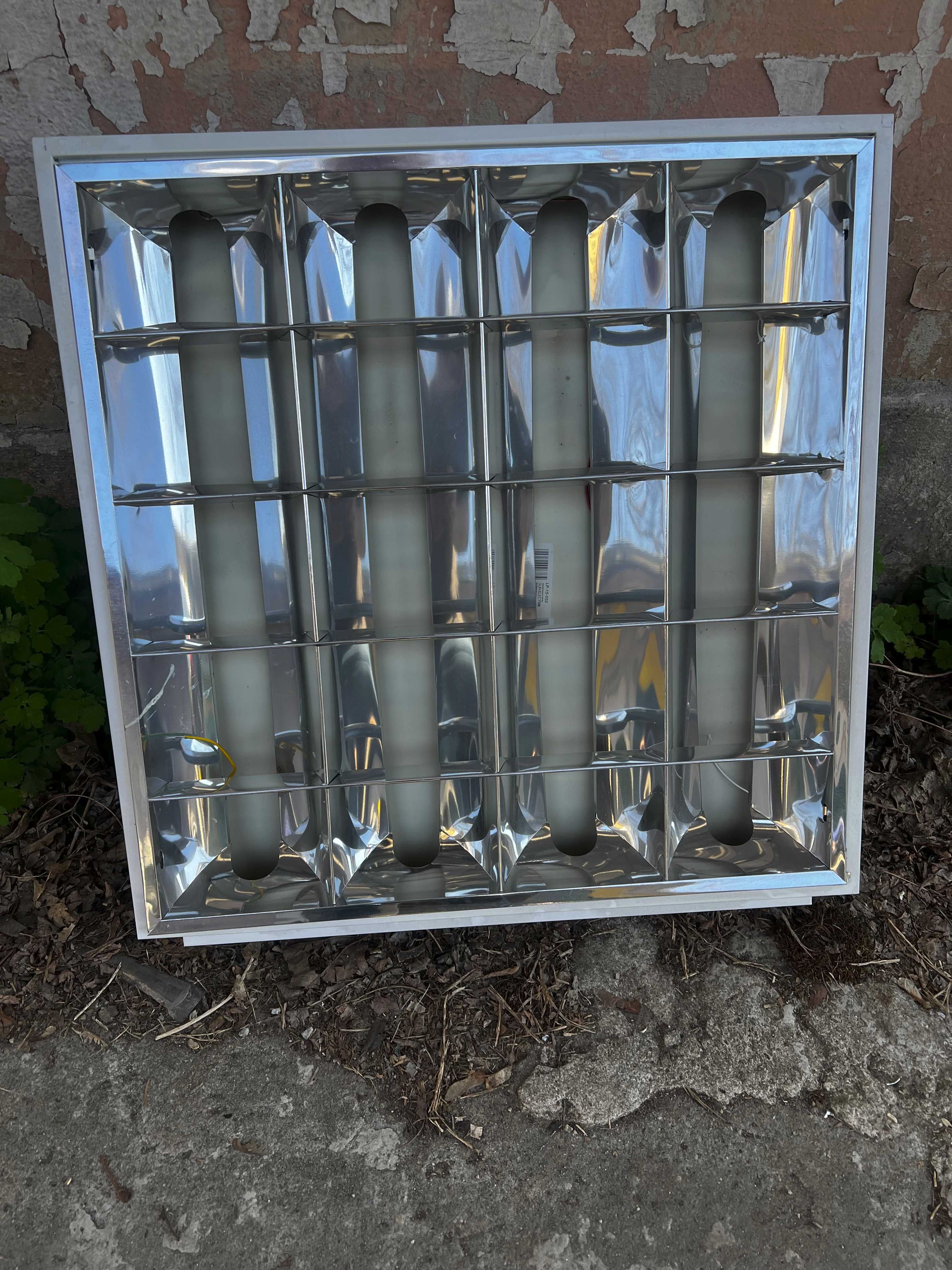 Oprawa Podtynkowa 4X18W T8 230V