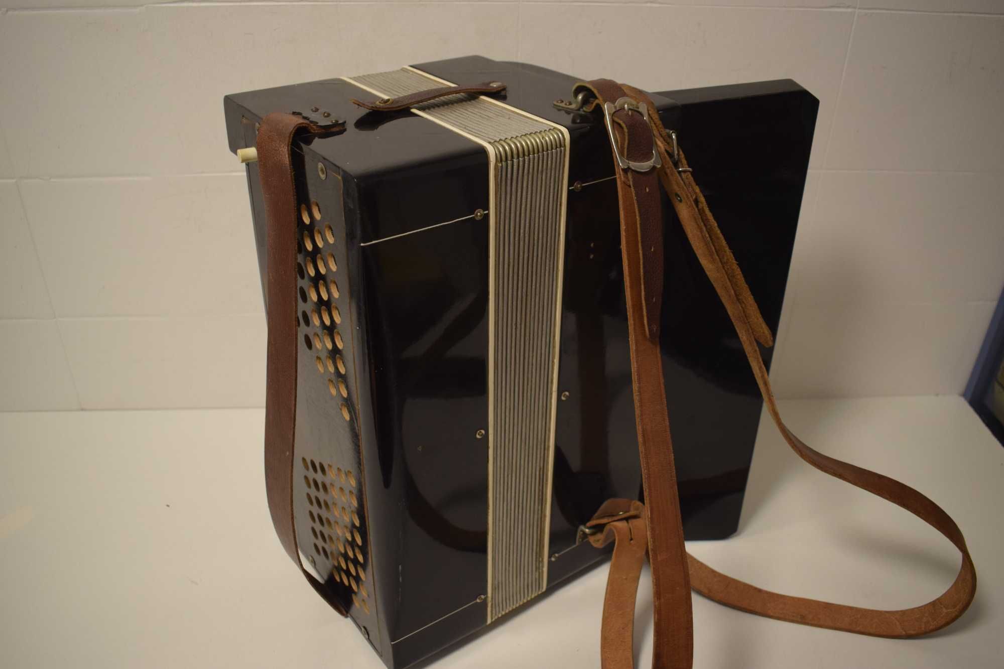 Acordeon Maugein Freres. N 134