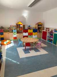 Mobiliário/ Recheio de colégio/ creche / jardim de infância