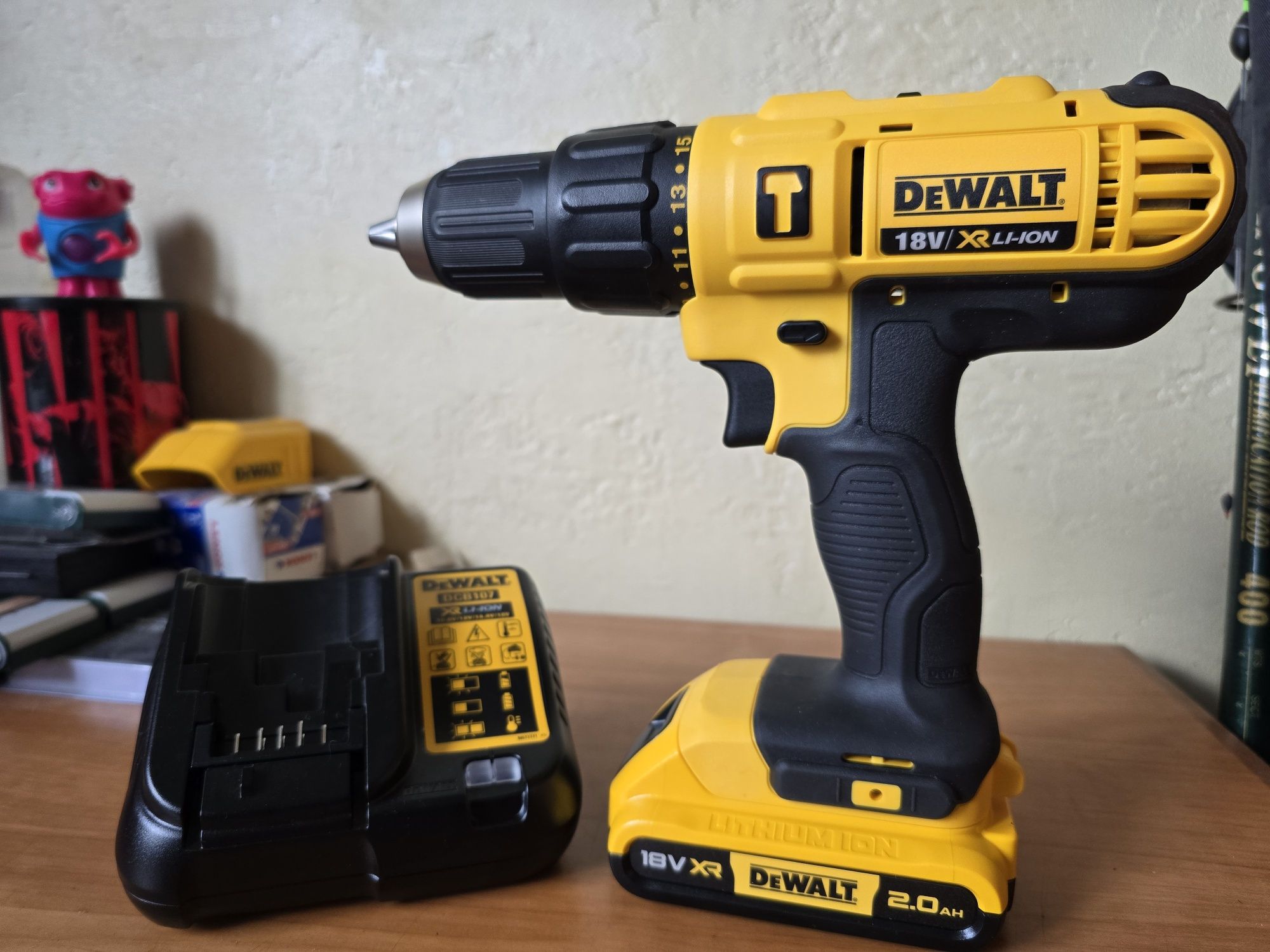Dewalt dcd776 ударний шуруповерт закб 2ah і зарядкою