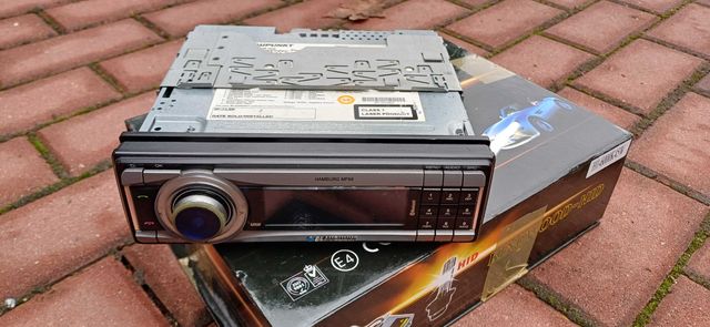 Radioodtwarzacz samochodowy Blaupunkt Hamburg MP68