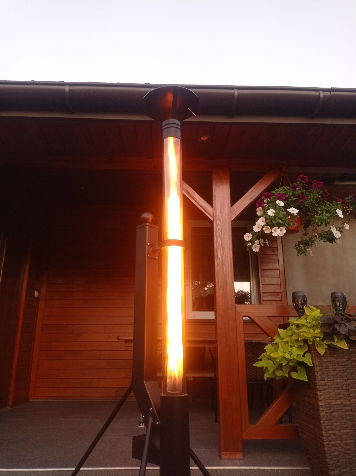 Parasol ogrzewacz ogrodowy na pellet XL
