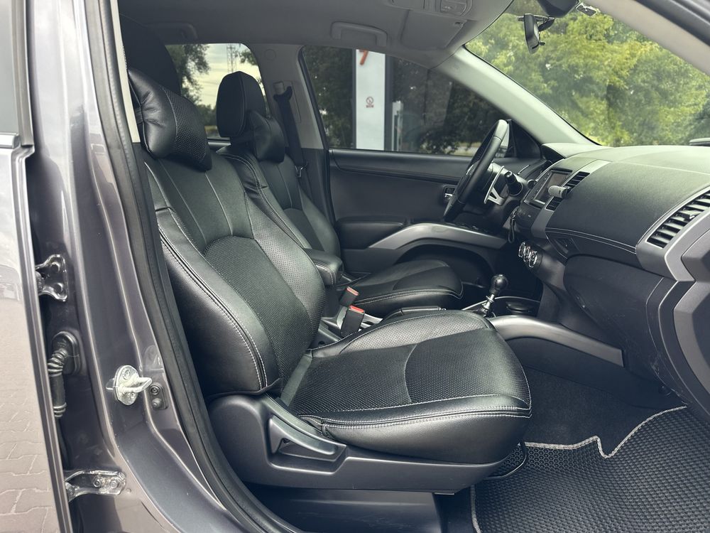 Citroën C-Crosser, 2009 року, 2.2 дизель, автомат, повний привід