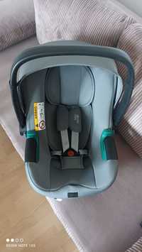 Fotelik Britax Romer Baby Safe 3 i-Size z bazą ISOFIX 0-13kg