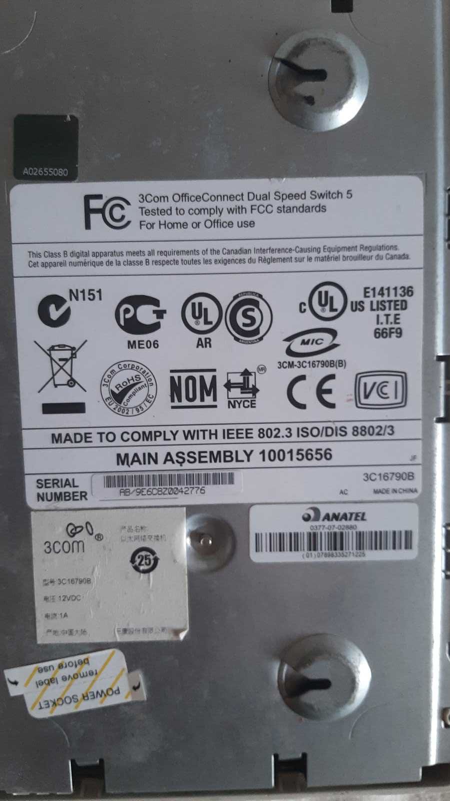 Устройство EOC-110V для передачи Ethernet по коаксиальному кабелю.