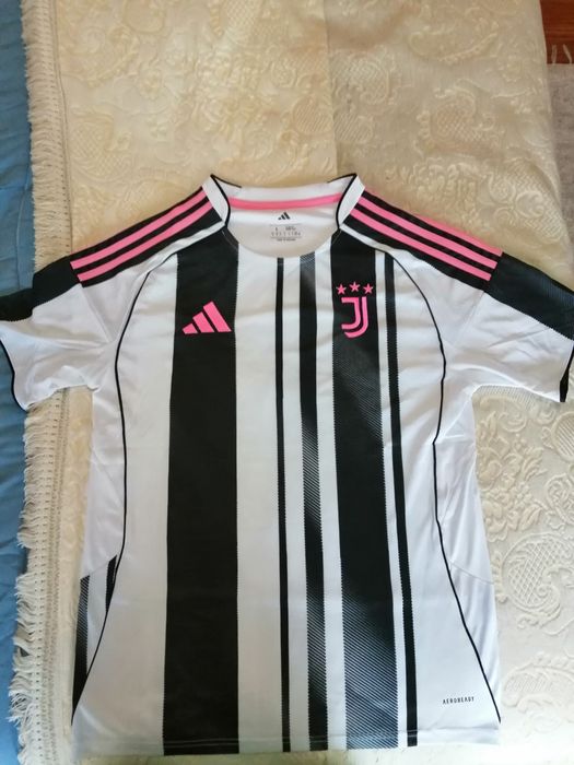 T-shirt Juventus 25/26. (Tam. L)