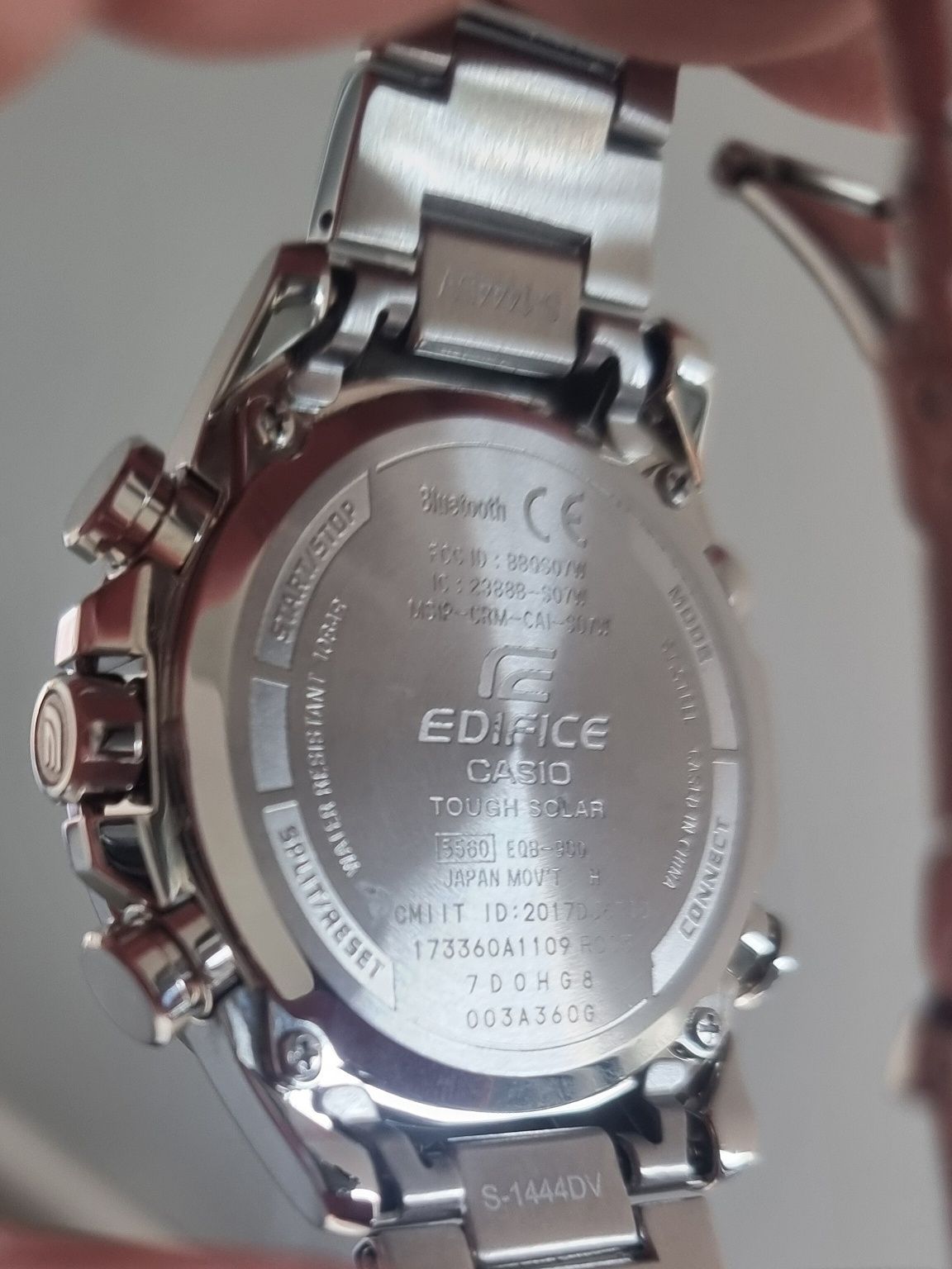 Casio Edifice eqb-900d-1aer-b zegarek męski