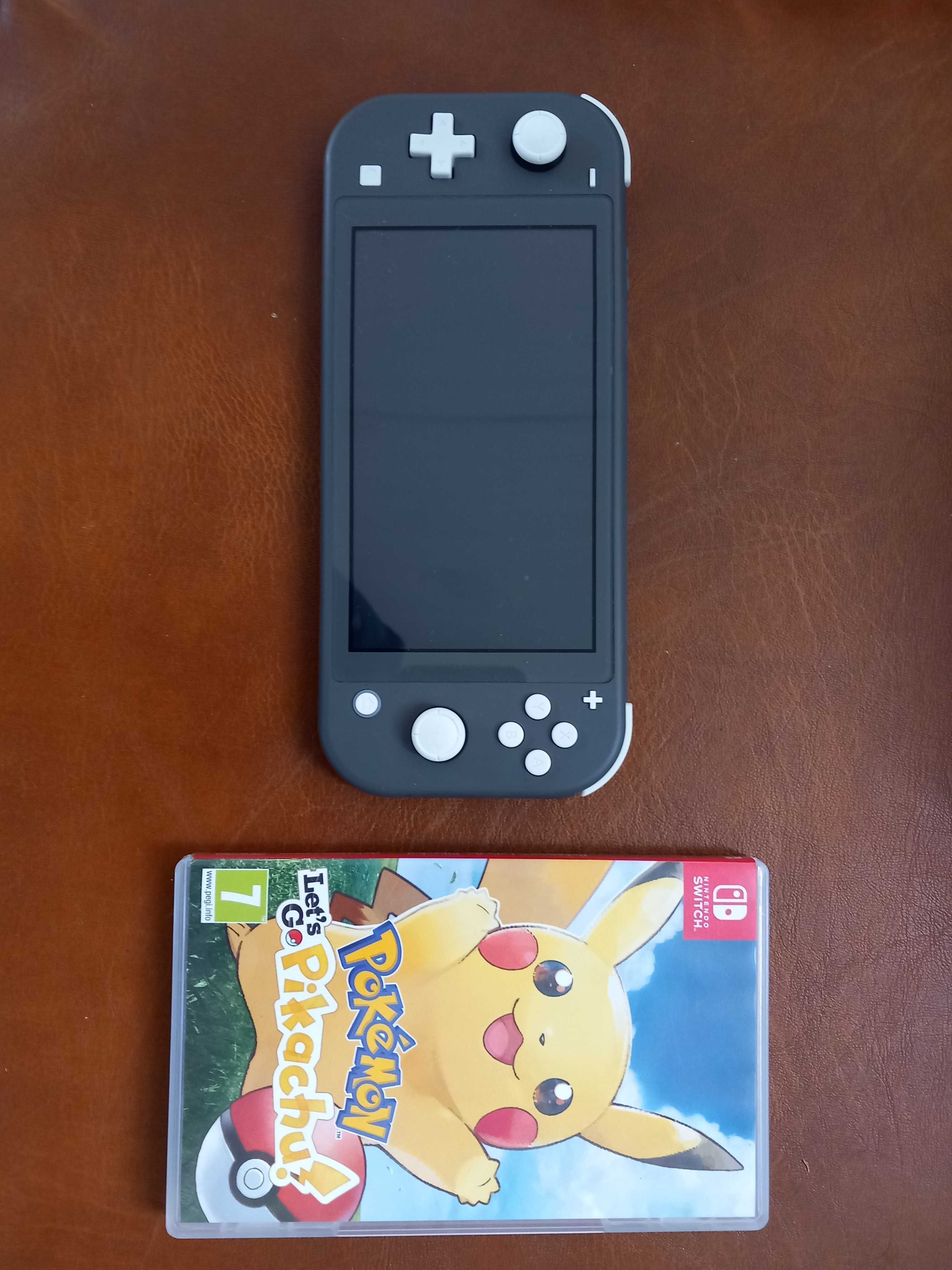 Nintendo Switch Light e Pikachu Lets Go com pouco uso
