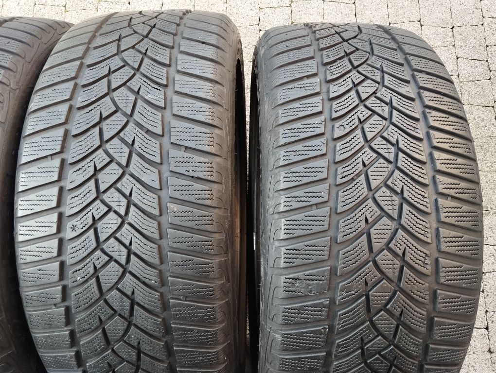 Opony Goodyear Ultra grip 235/45R18 98V zima kpl