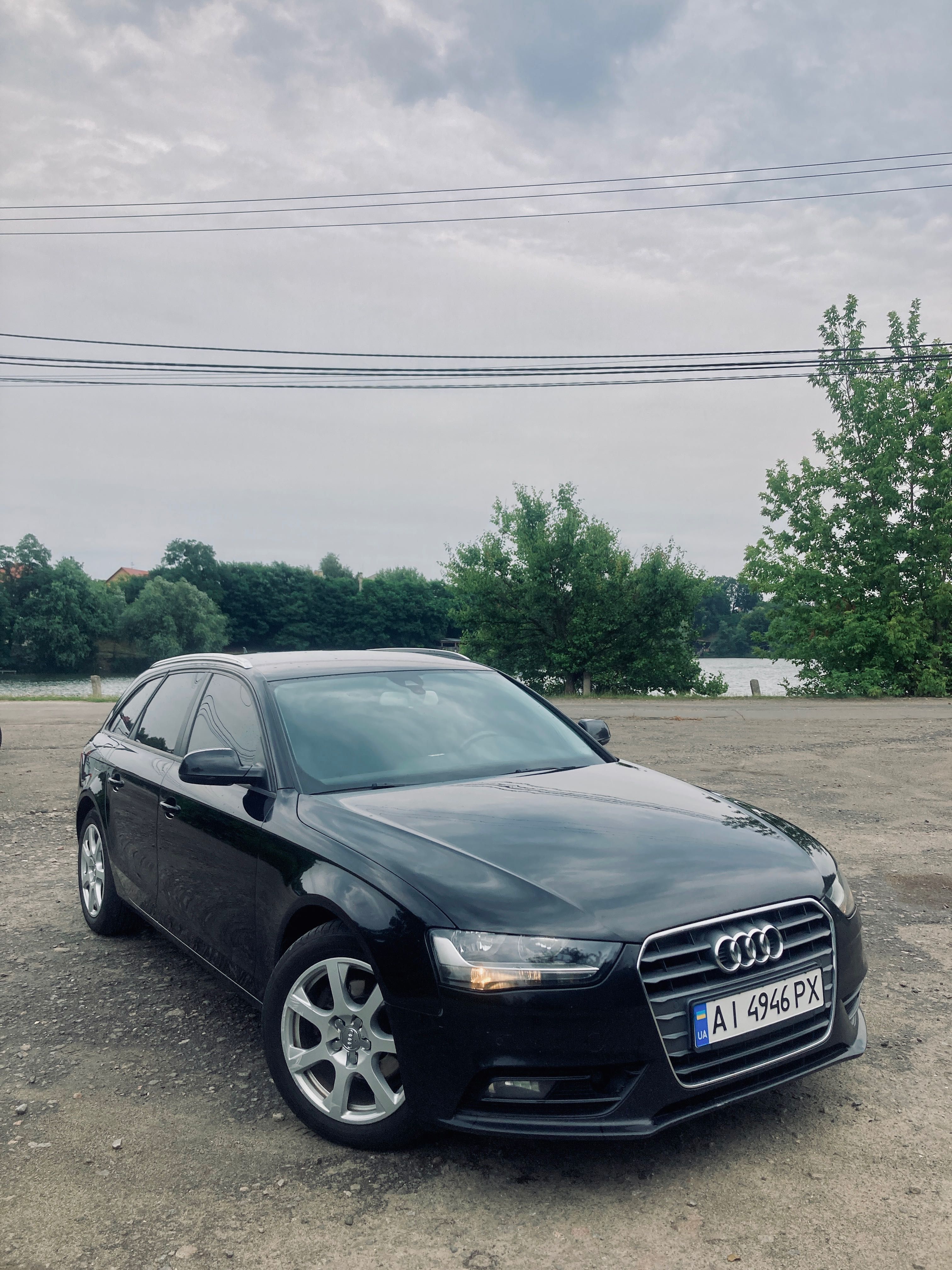 Audi A4 2012 року