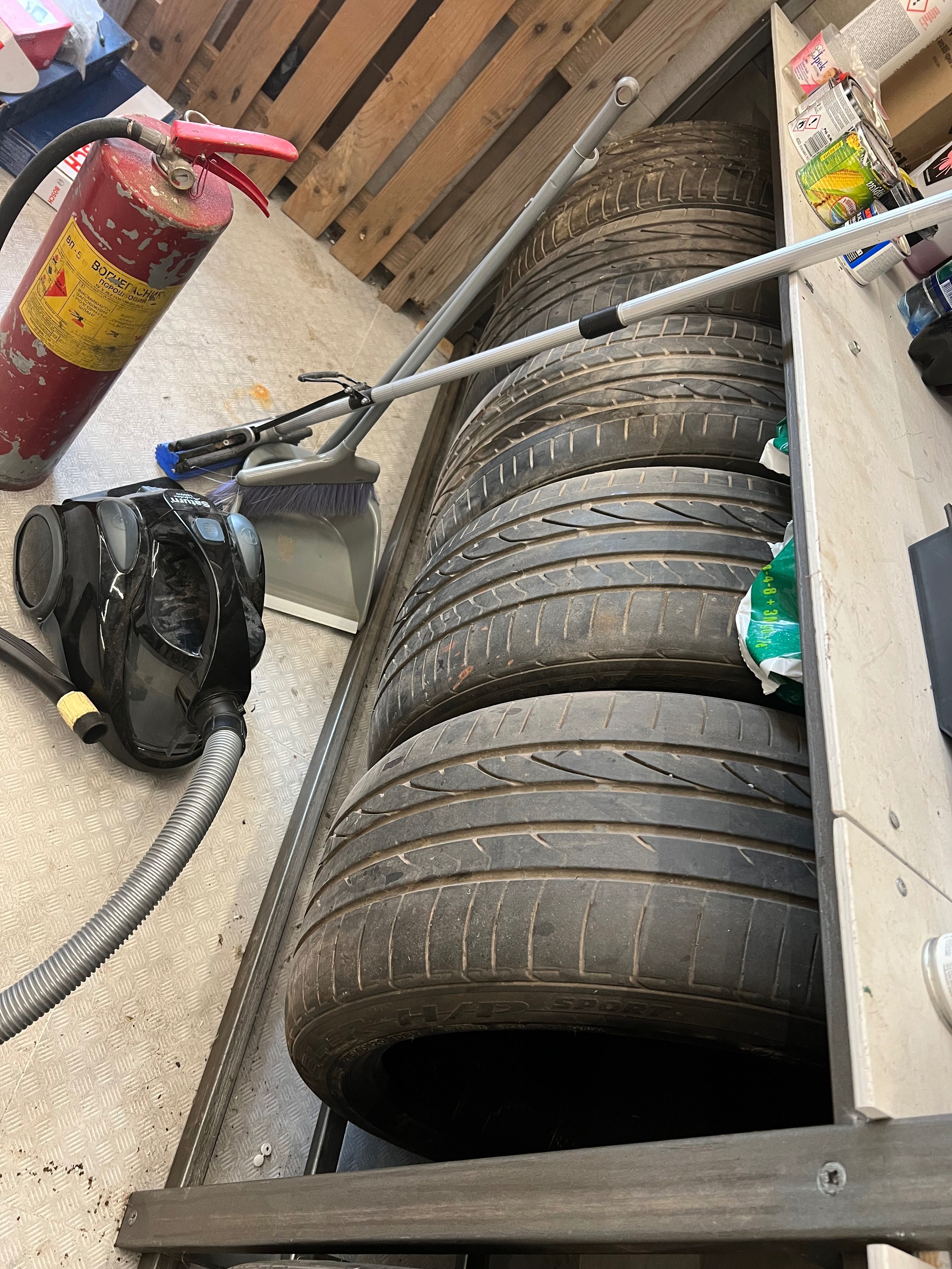 продам колесо 275/40 R20 315/35R20  є декілька варіантів виробників