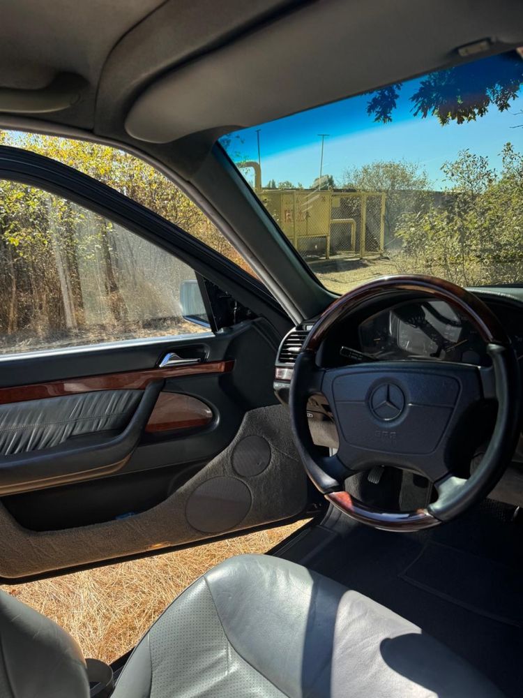 легендарный Мерседес w140