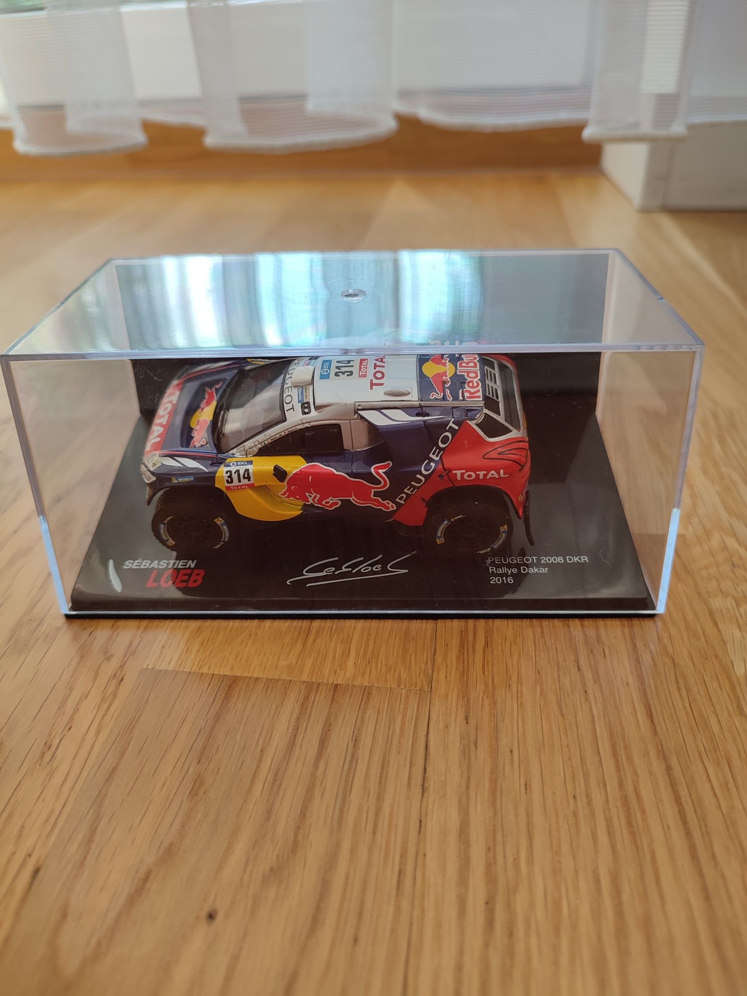 Model rajdowy Peugeot 2008 DKR 1:43
