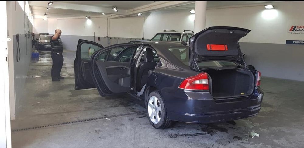 Trespasse — Oficina de Detalhe Automóvel (Maia, Porto)