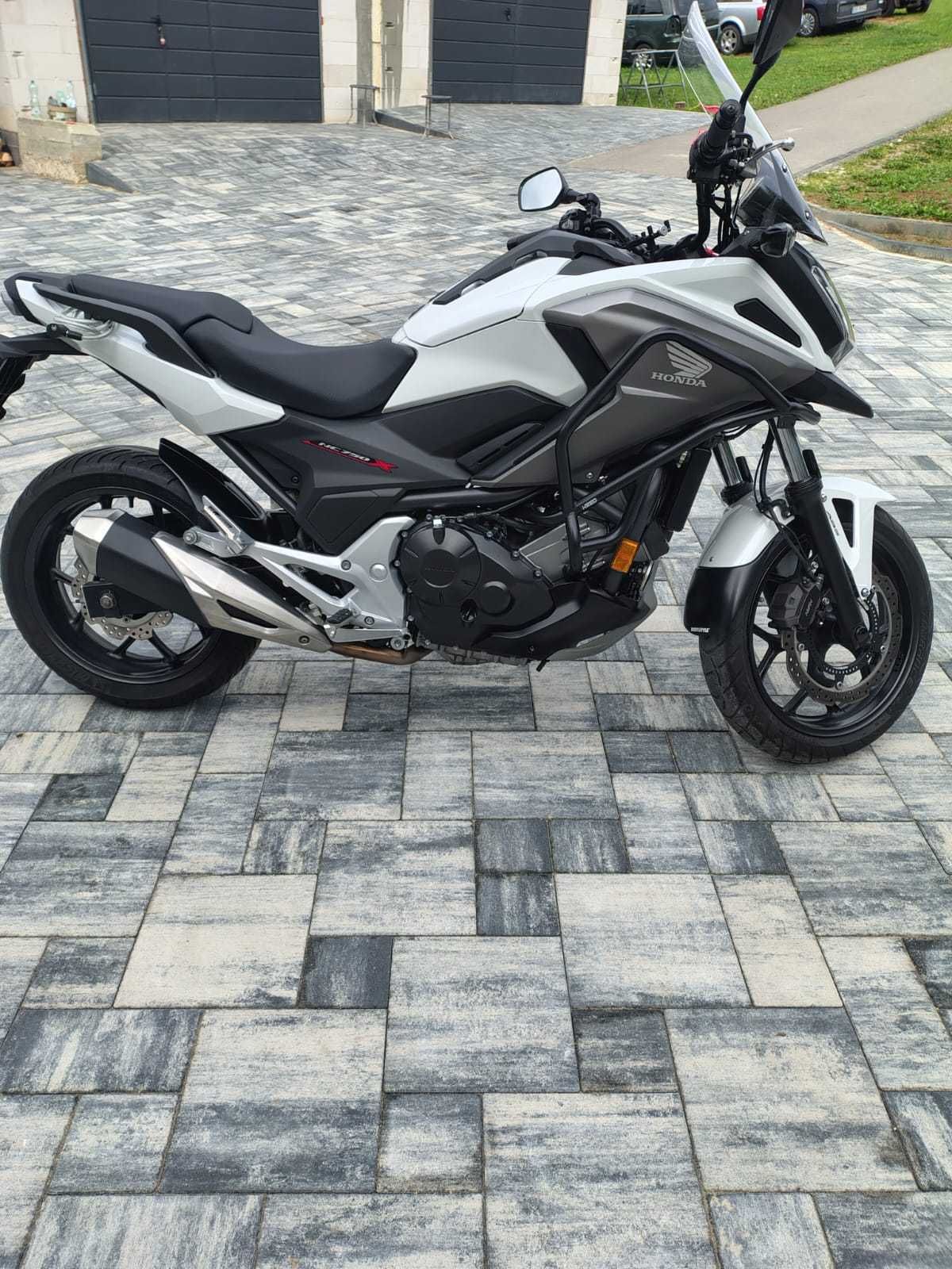 Honda NC 750 X ,manual