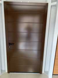 Drzwi zewnętrzne stalowe, boczne Hormann wym. 1140x2120 brązowe