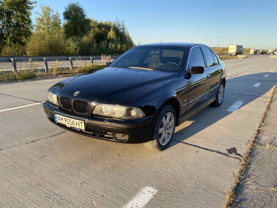 Продам BMW 520i 1998