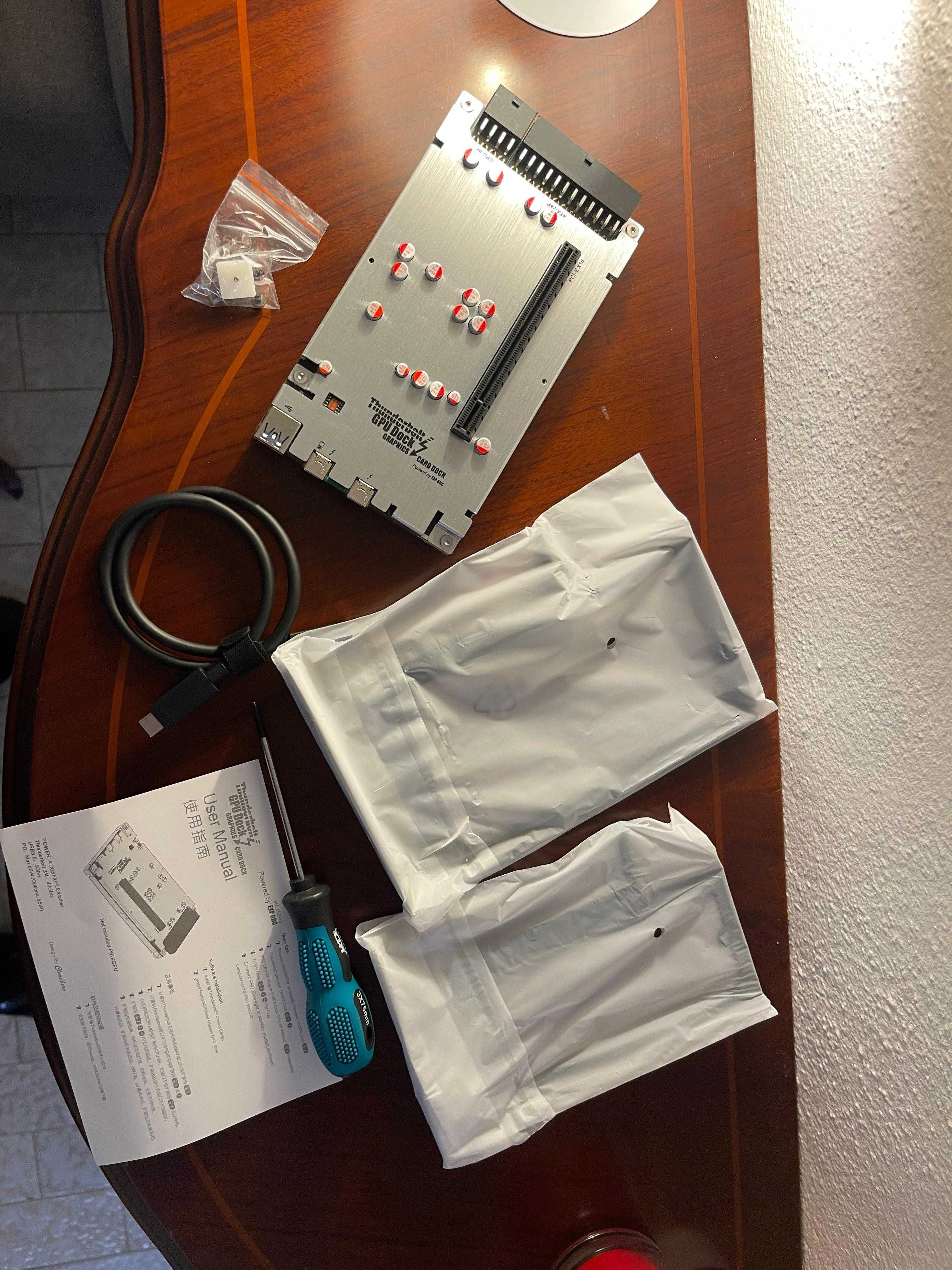 Placa grafica thunderbolt TH3P4G3 - Novo, nunca usado!
